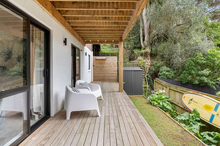 1/12 Surville Place Mairangi Bay_23