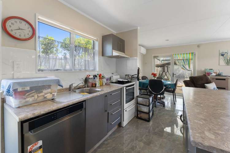 17 Hindmarsh Street Henderson_11