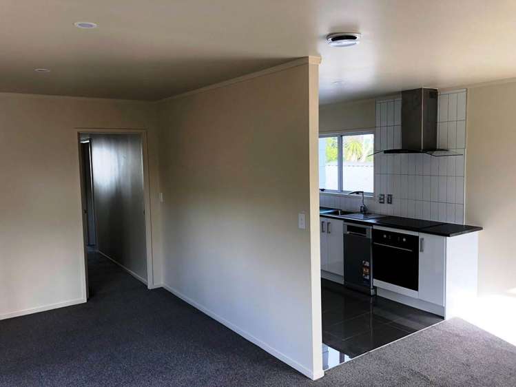 1/12 Benchmark Drive Massey_5