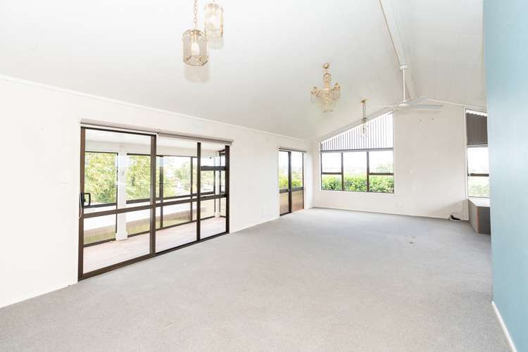 135 Tuhikaramea Road Dinsdale_6