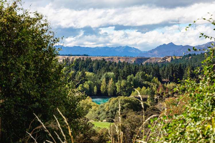 12 Jackson Rise Luggate_17