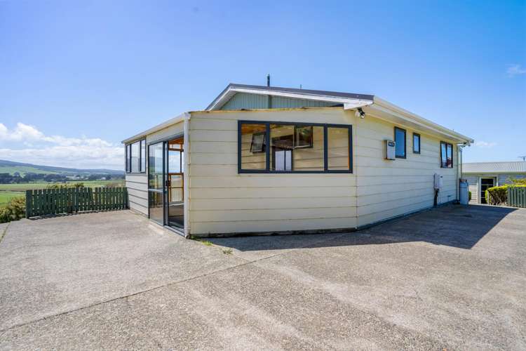 42 & 44 Bungalow Hill Road Colac Bay_19