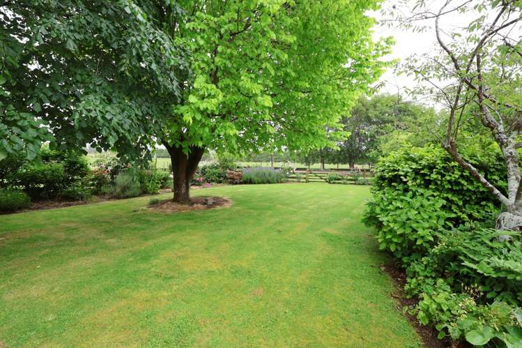 384 Flora Road East Makarewa_37