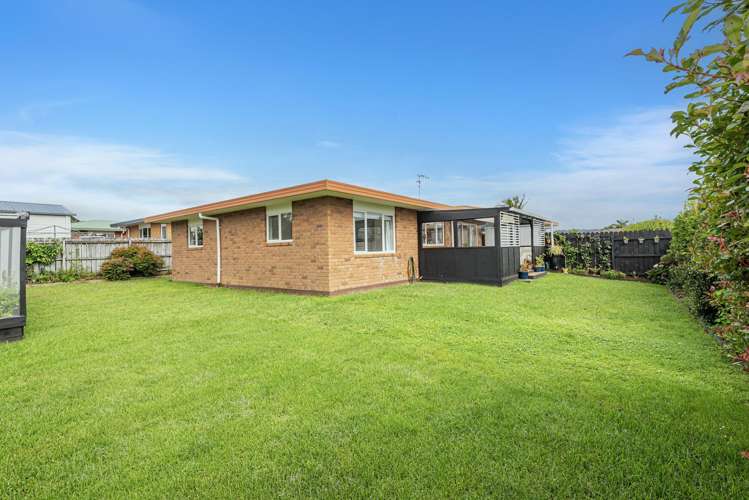 16 Elm Place Tikipunga_13