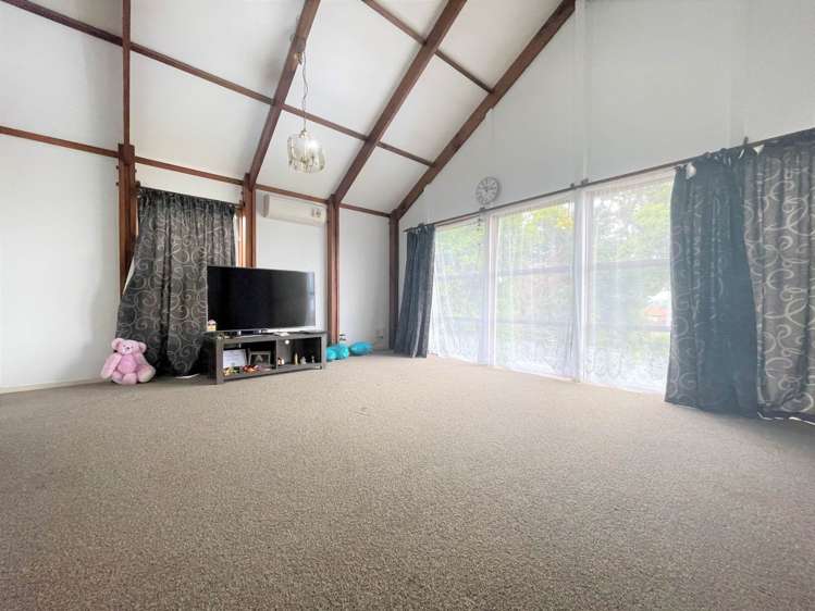 156 Prince Regent Drive Farm Cove_2