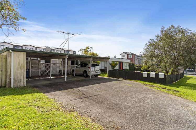 1/1 Cockayne Crescent Sunnynook_12