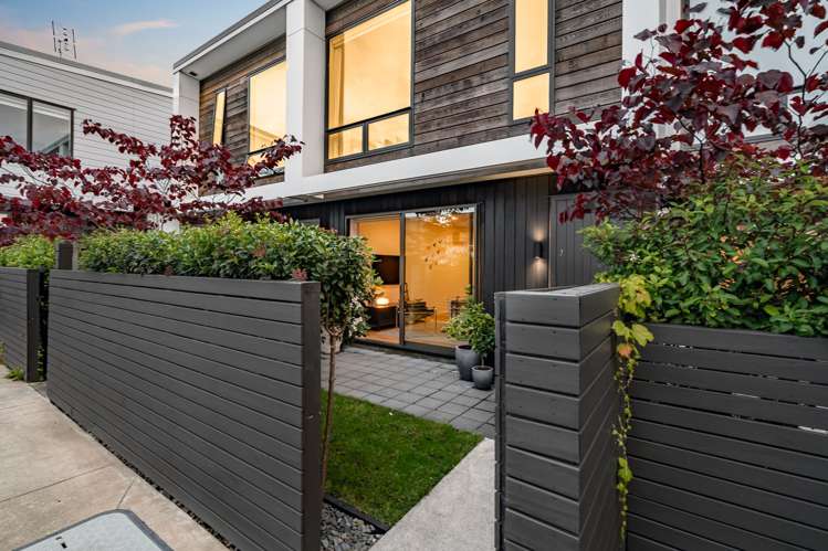 7/4 Glen Atkinson Street St Heliers_19