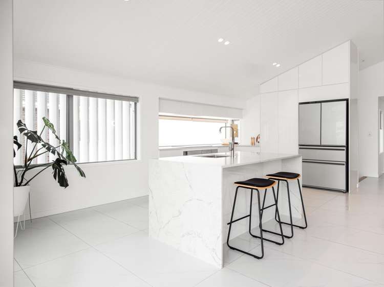 88 Marine Parade Mount Maunganui_21