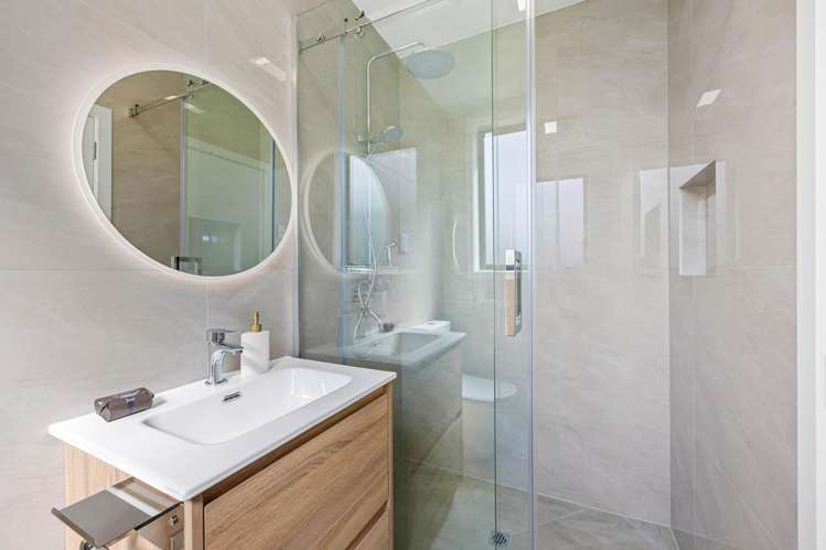 13E King Richard Place Browns Bay_14