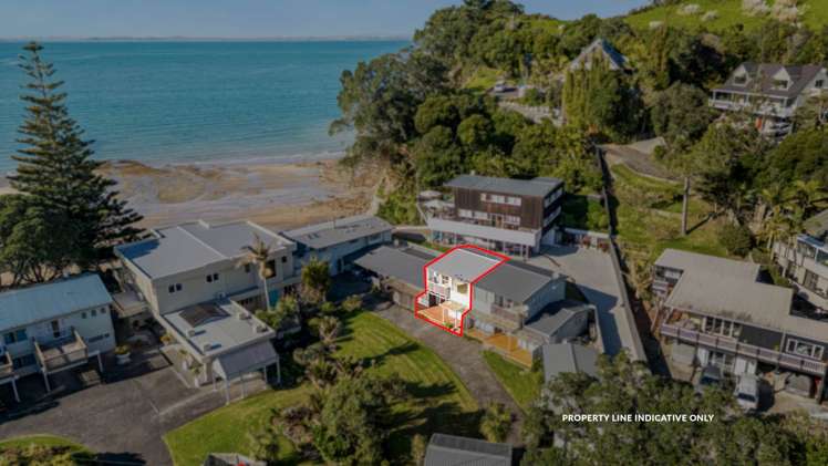 2/4 Arkles Strand Arkles Bay_20