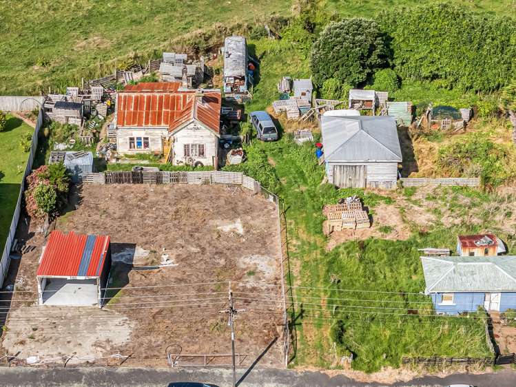 5780 5778 South Road_1