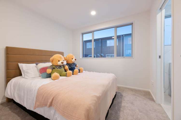 10/3 Matuhi Rise Henderson_31