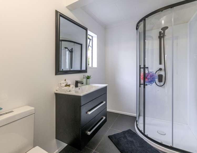 602 Hokio Beach Road Hokio Beach_15