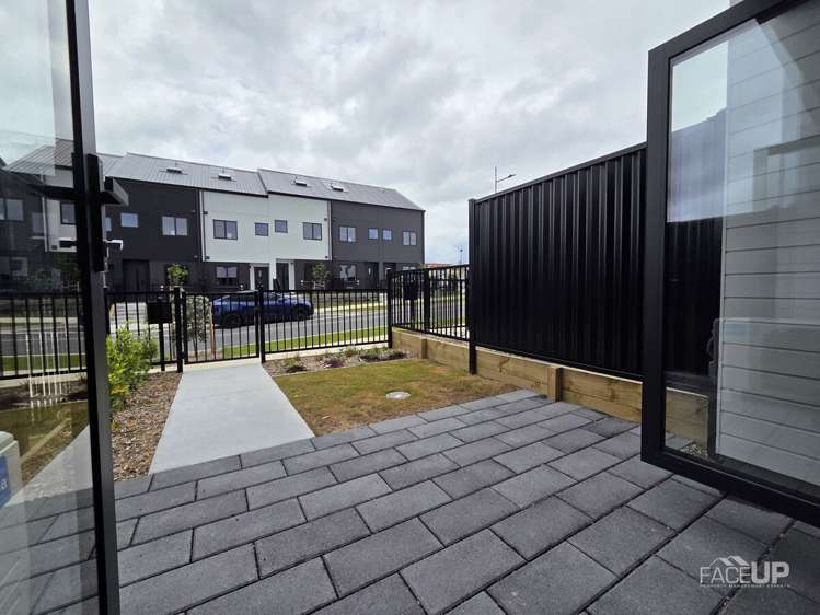 5/3 Firebrick Way Hobsonville_11