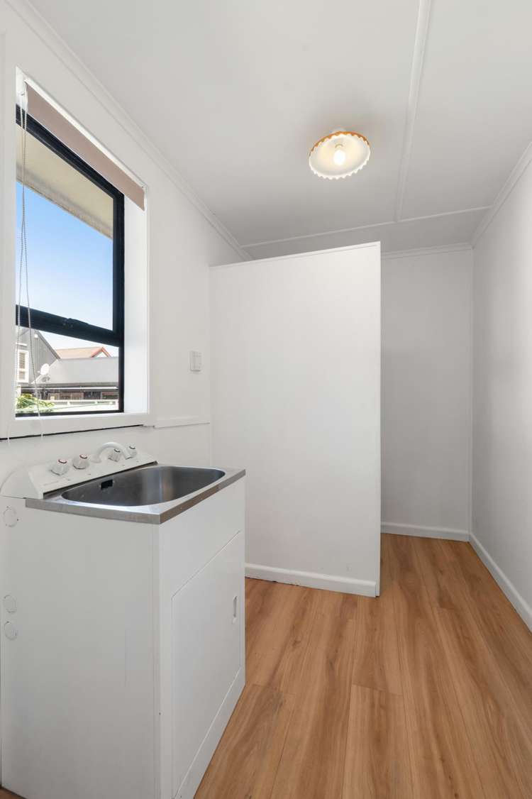 404 Court Street Thames_17