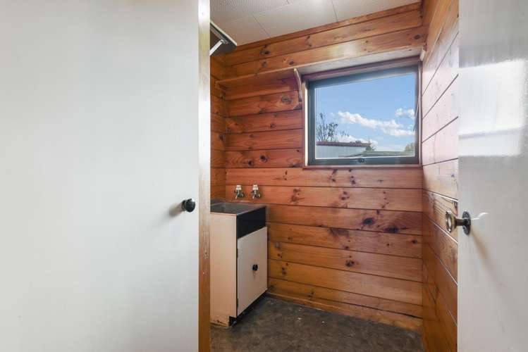 48 Neri Crescent Pomare_13