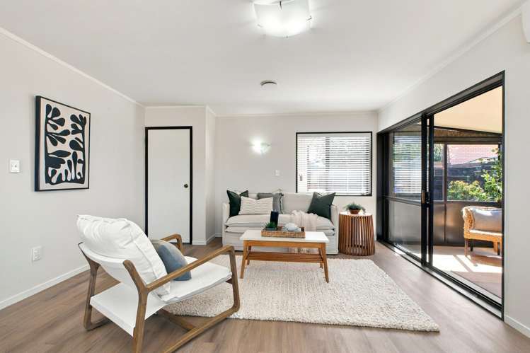 11a Golf Road_5