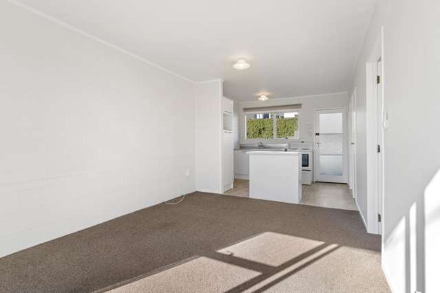 2/33 Curran Street Herne Bay_4