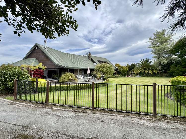 262 Pages Road Gleniti_14