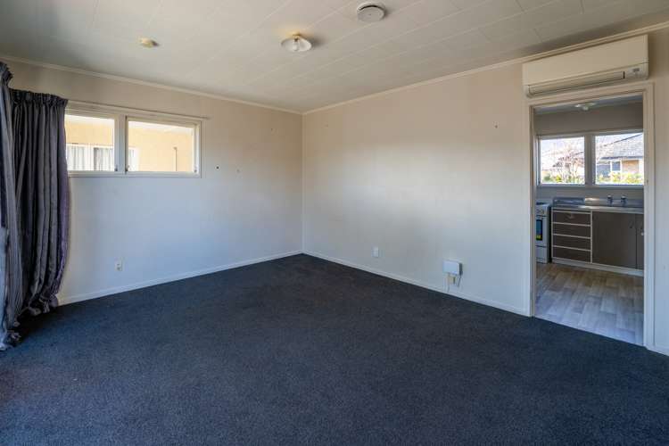 2/23 Kipling Crescent Stoke_4