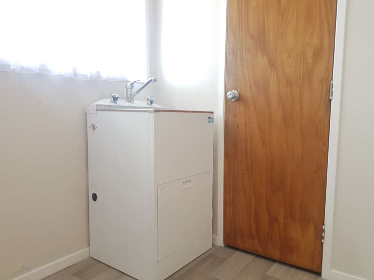 66 Finlayson Avenue Clendon Park_15