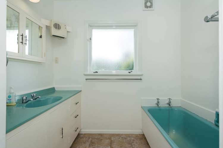 15 Martin Crescent Northcote_9