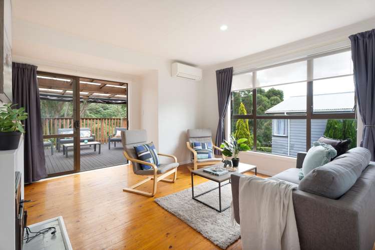 25 Waihemo Street Waitangirua_4