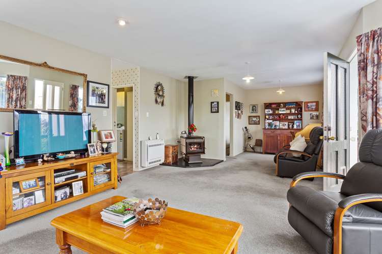 7 Tipapa Place Greta Valley_7