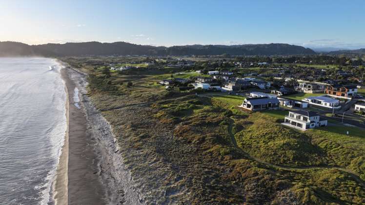 55 Pacific Parade Coastlands_14