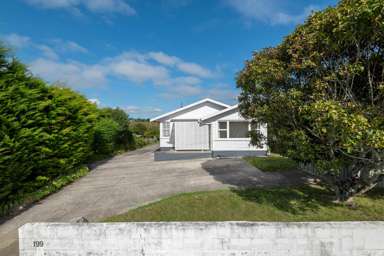 199 Chivalry Road_2