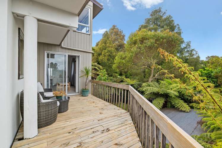 10B Barker Rise Northcross_19