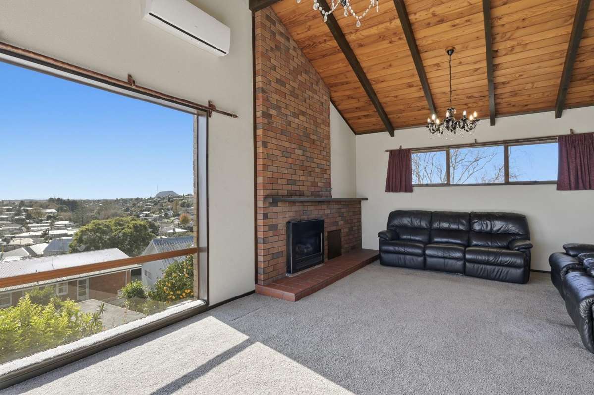 17 Upland Street_4