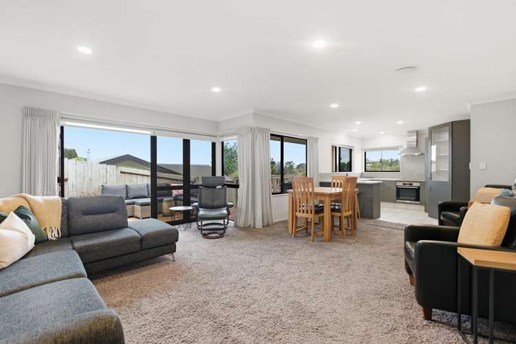21 Bateleur Close Welcome Bay_2