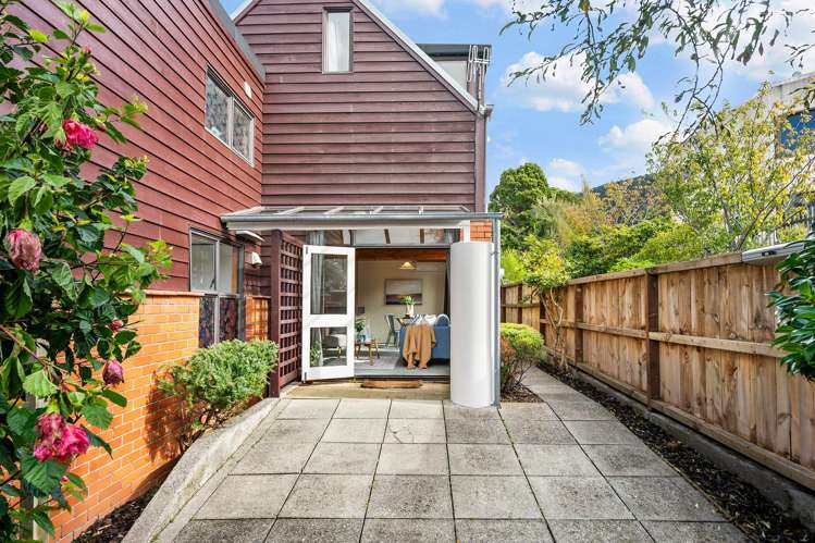 5/80 Hobson Street Thorndon_9