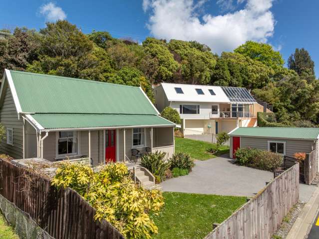 257 Beach Road Akaroa_2