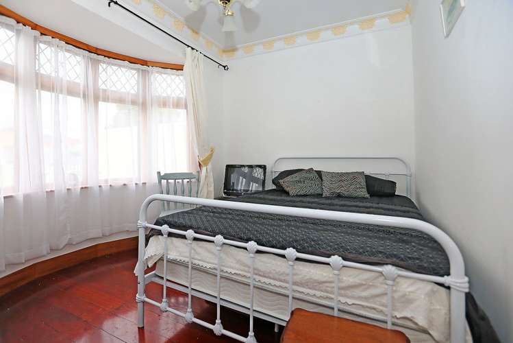 85 Kauri Street Miramar_12