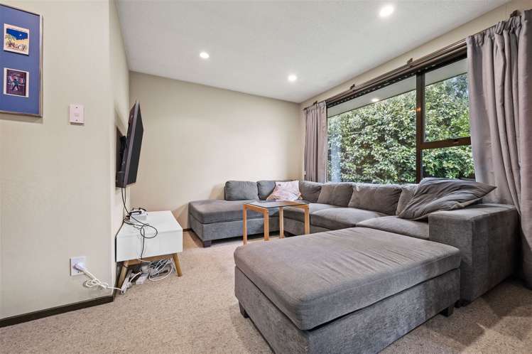 10a Geraldo Place Russley_7