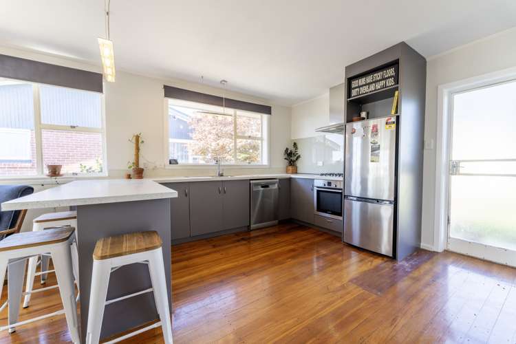 16 Tawa Street Glenwood_5