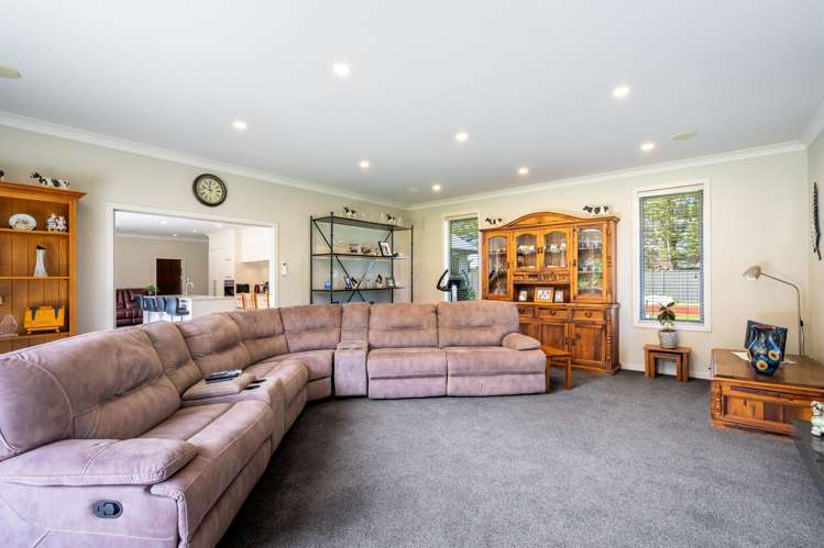 47 Matua Grove Otatara_6
