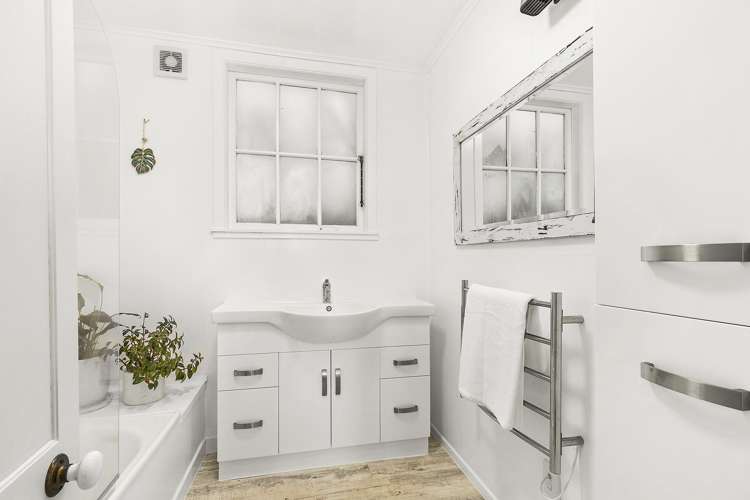 66 Eden Street Island Bay_12