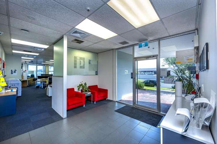 5 Sir William Avenue & 10 Barmac Place East Tamaki_20
