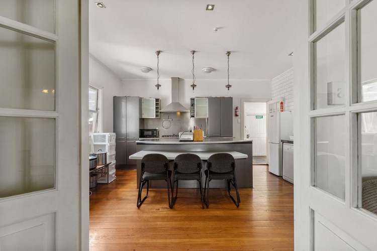 63 Park Road Carterton_3