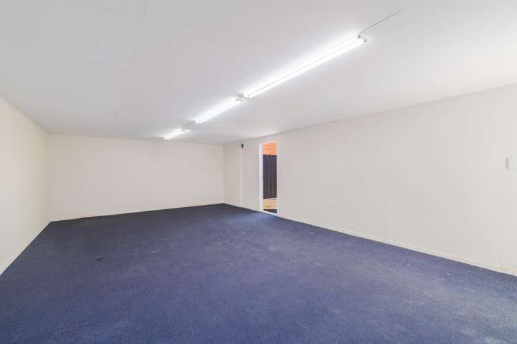 16 Murdoch Street Bryndwr_16