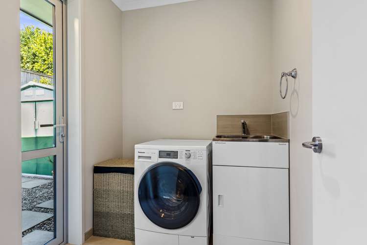 105 Condor Drive Pyes Pa_18