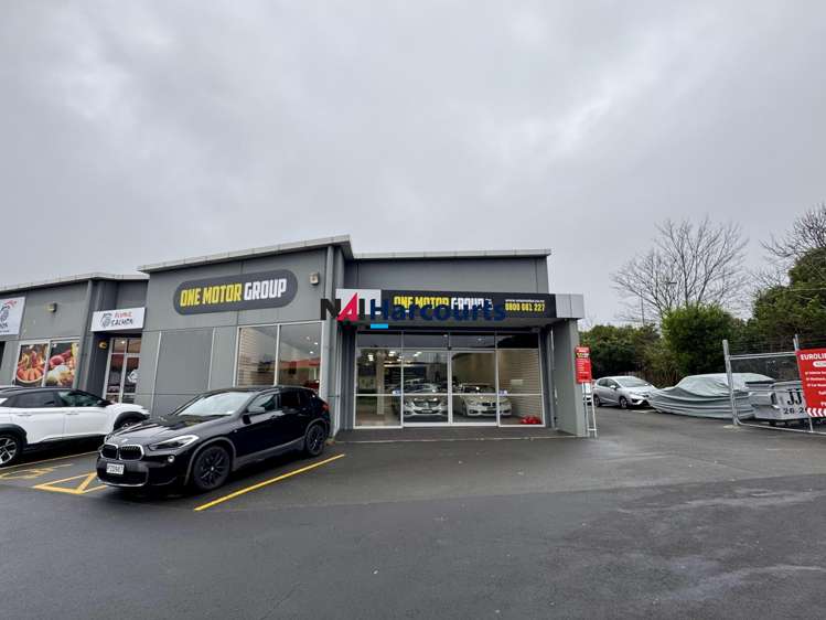 E/11 Link Drive Wairau Valley_12