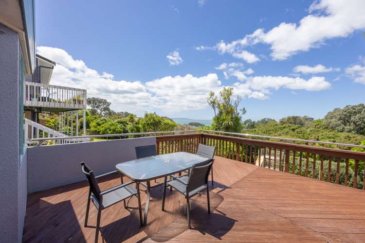 294 Whangaparaoa Road Red Beach_12