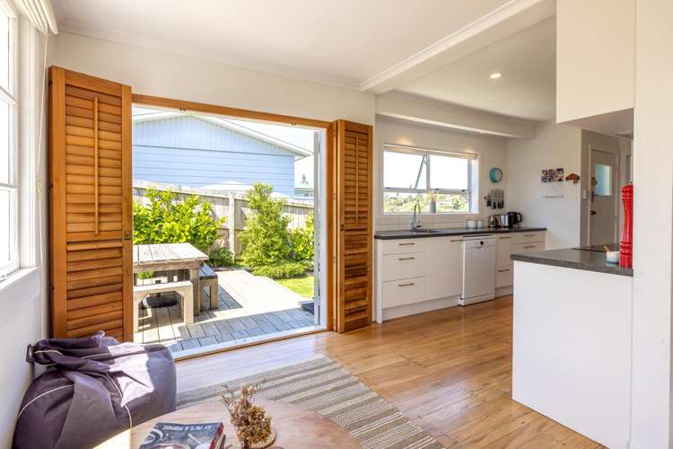 6 Alison Road Surfdale_13