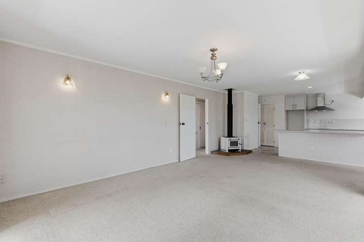 118 Simpson Road Papamoa Beach_11