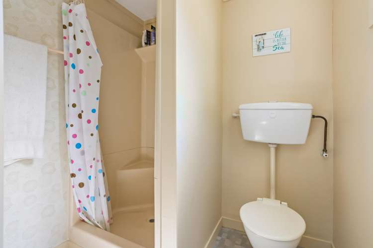 201B The Square Whangamata_7