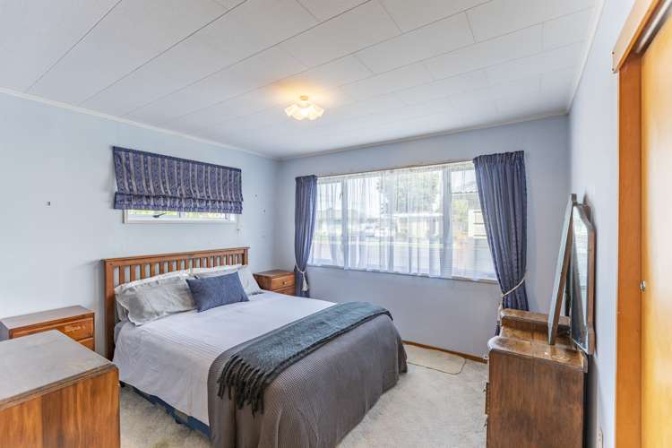 12 Coventry Avenue Tamatea_14